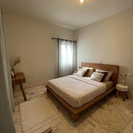 Apartament Thea Masouri