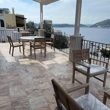 Thea Apartament Masouri