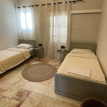 Thea Apartment